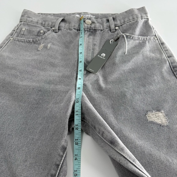Tractr Gray Straight Jeans with Natural Distressing - Picture 9 of 11
